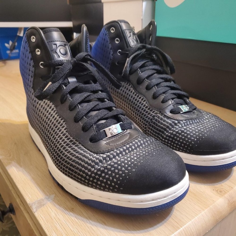 Nike Men's KD VIII NSW Lifestyle Basketball Shoes